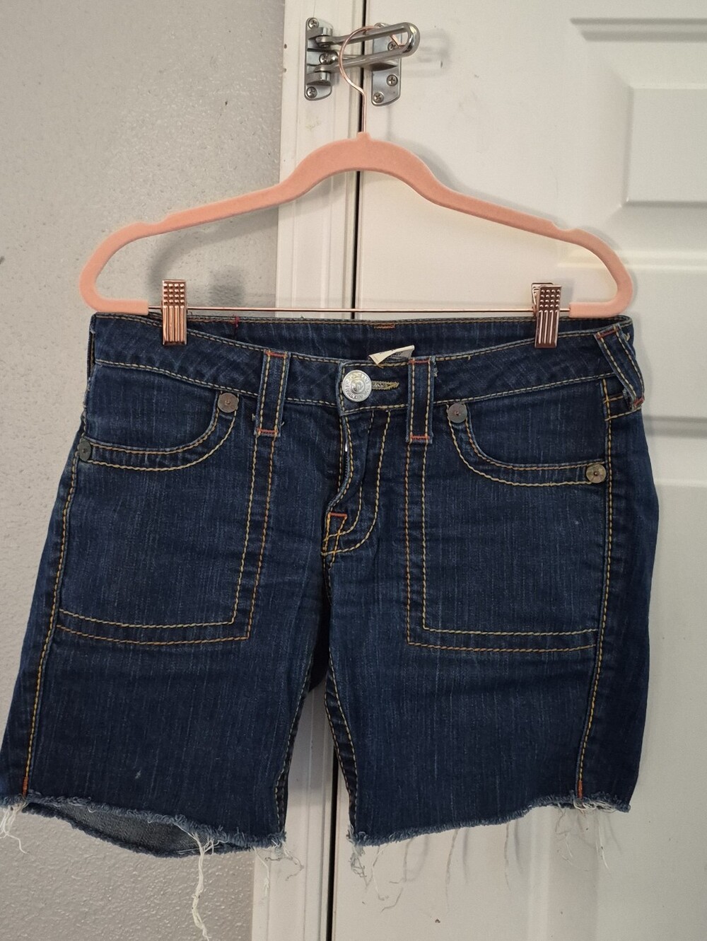 True Religion Trendy Blue Frayed‎ Denim Shorts Size 28